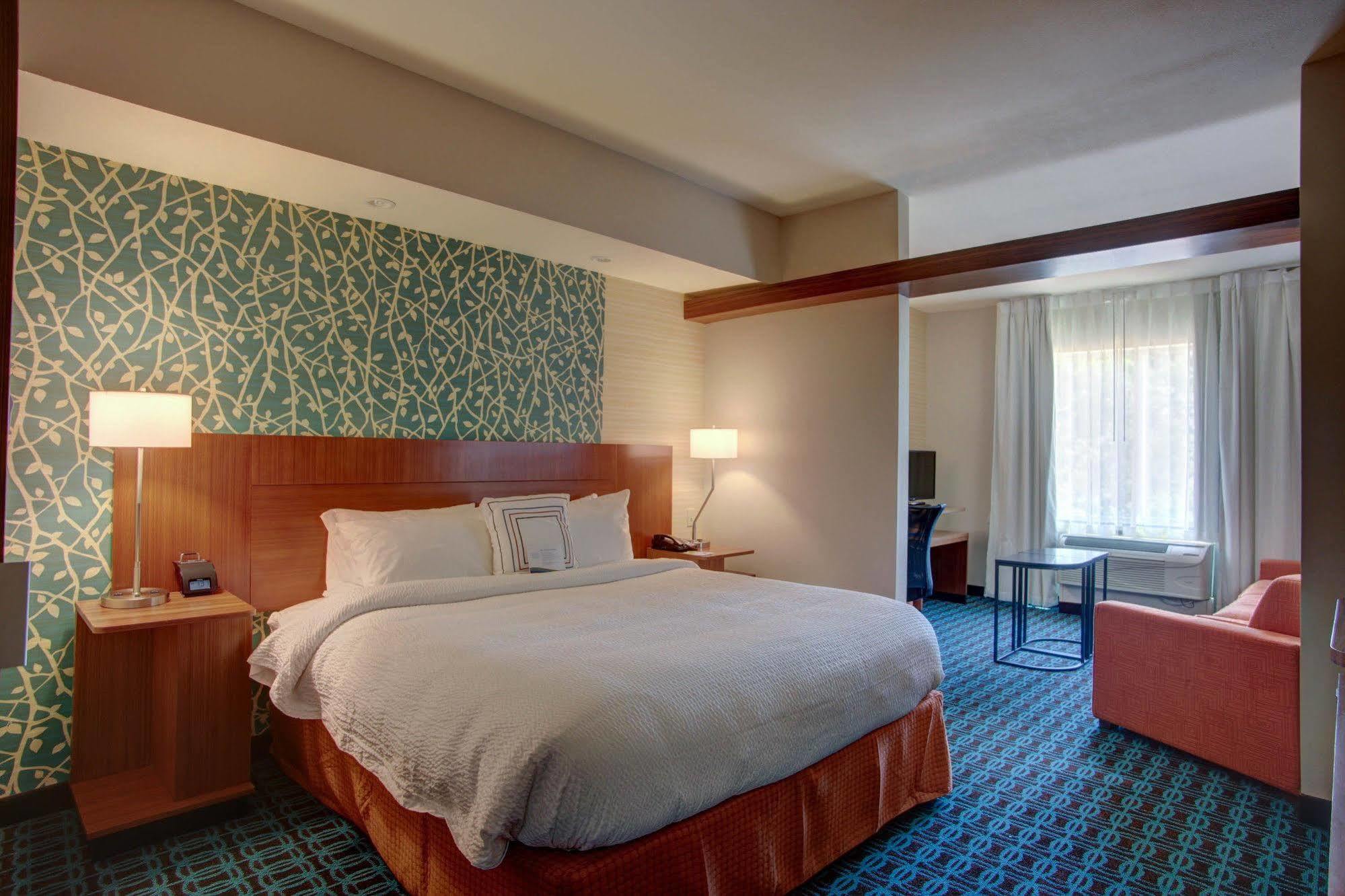 Fairfield Inn And Suites By Marriott Натчиточес Экстерьер фото